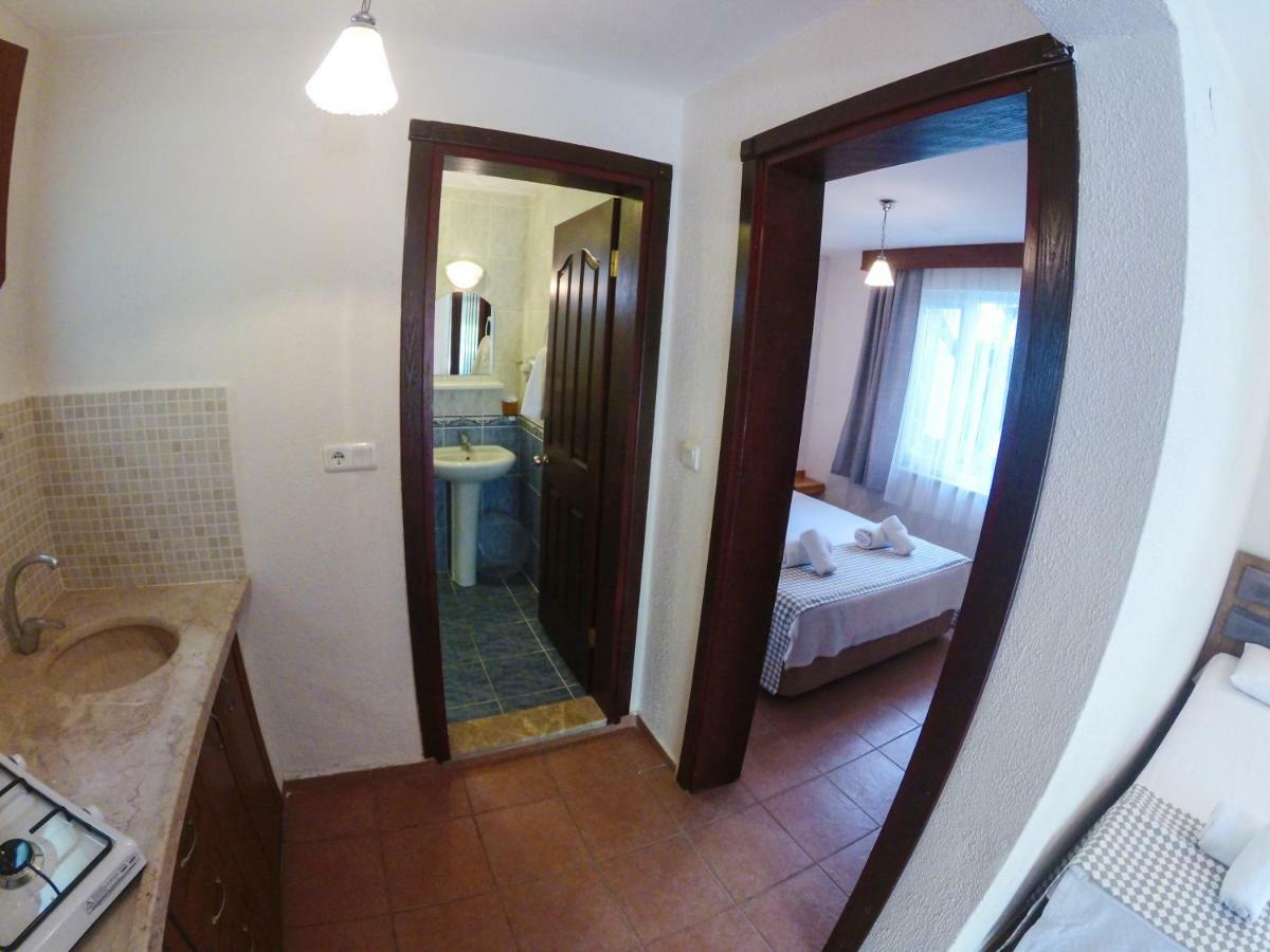 Ergul Motel Küçükkuyu Exteriér fotografie
