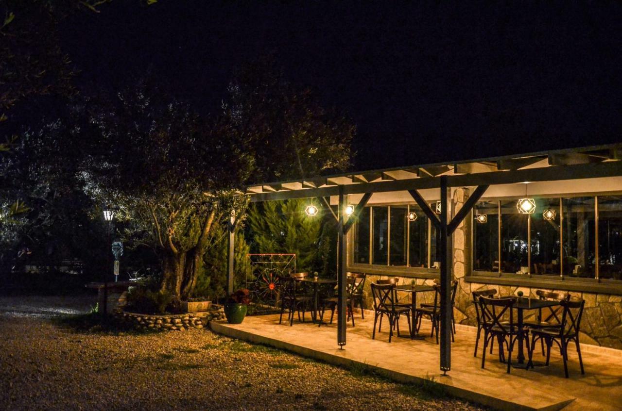 Ergul Motel Küçükkuyu Exteriér fotografie